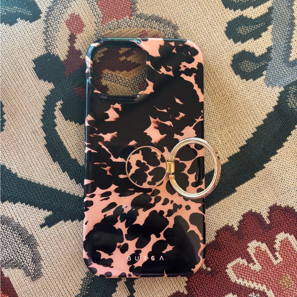 Burga “Betty” iPhone 15 case with gold ring holder